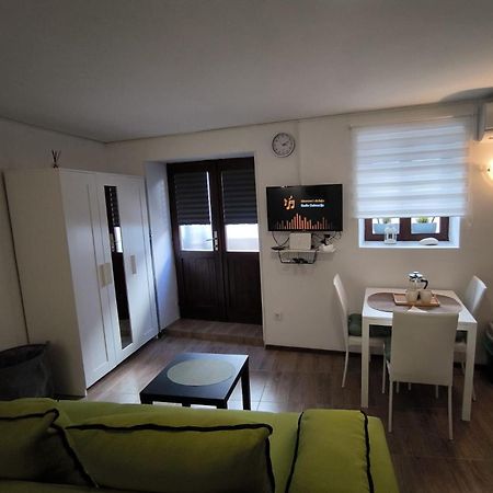Studio Apartman Nona Angela-Valun Cres Zewnętrze zdjęcie