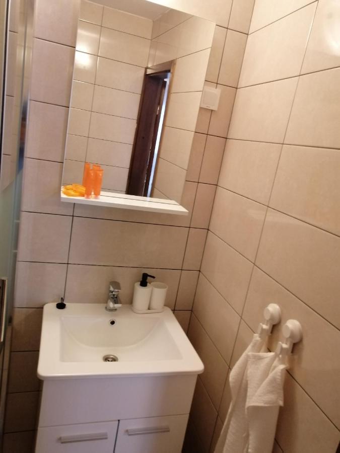 Studio Apartman Nona Angela-Valun Cres Zewnętrze zdjęcie